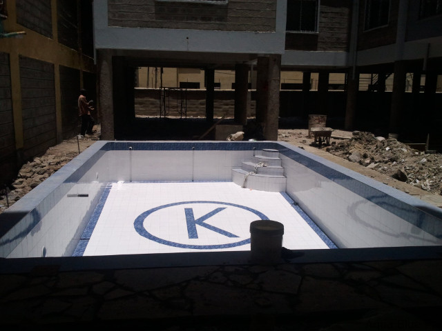 Krishna Group apartment pool: excavating, draining and building on a waterlogged site